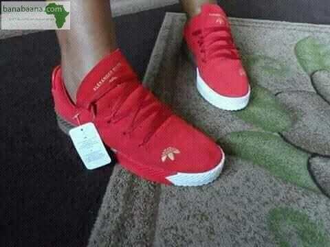 tenis adidas rouge