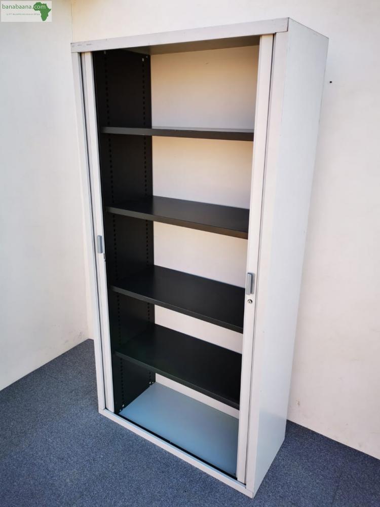 Mobilier Armoire haute 200x100cm 4 étagères CasablancaSettat Banabaana